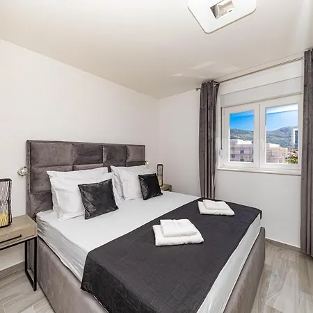 Rooftop New Castel 2023 Private Jacuzzi